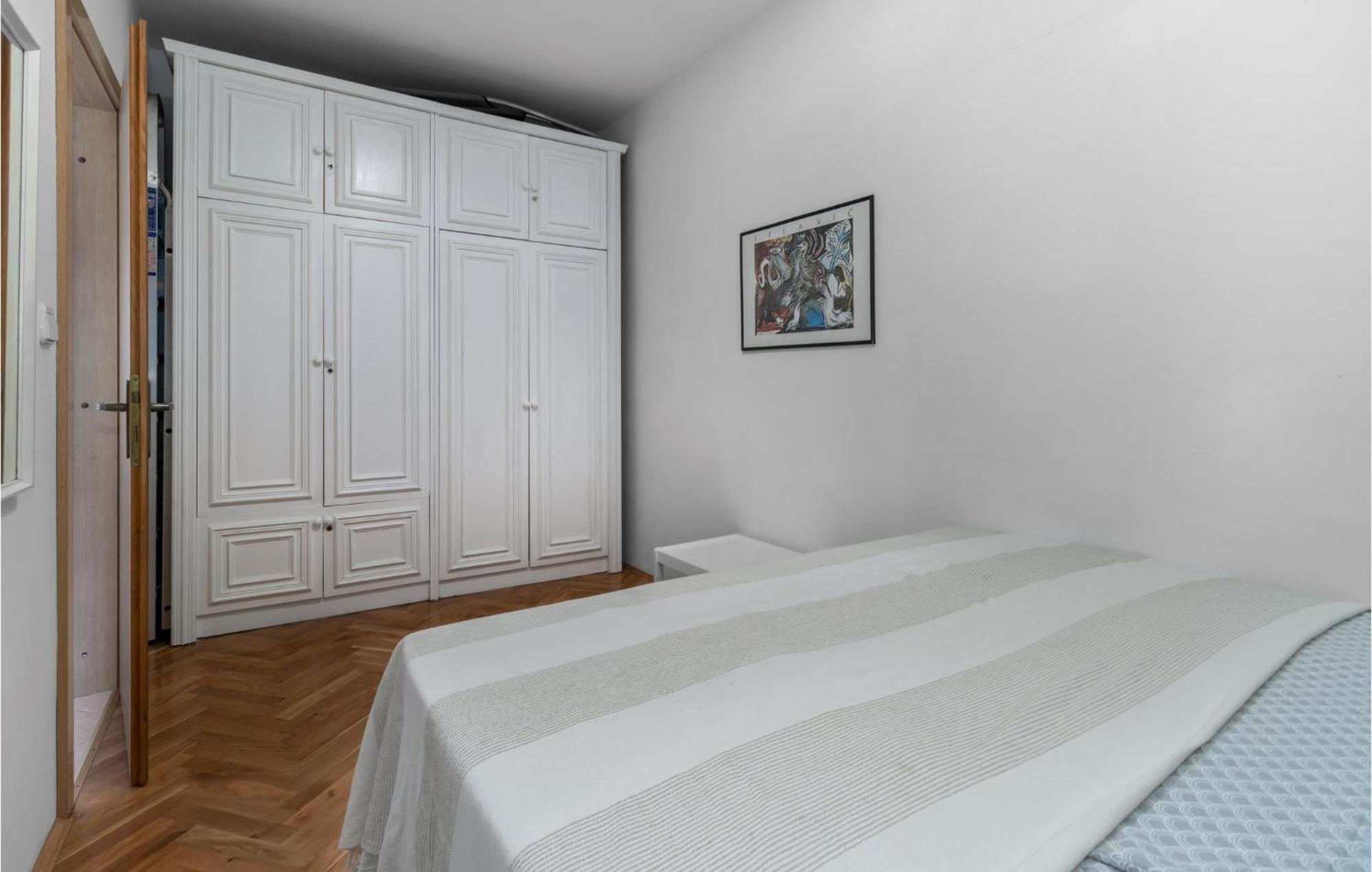 Lovely Apartment In Novi Vinodolski With Wifi Eksteriør bilde