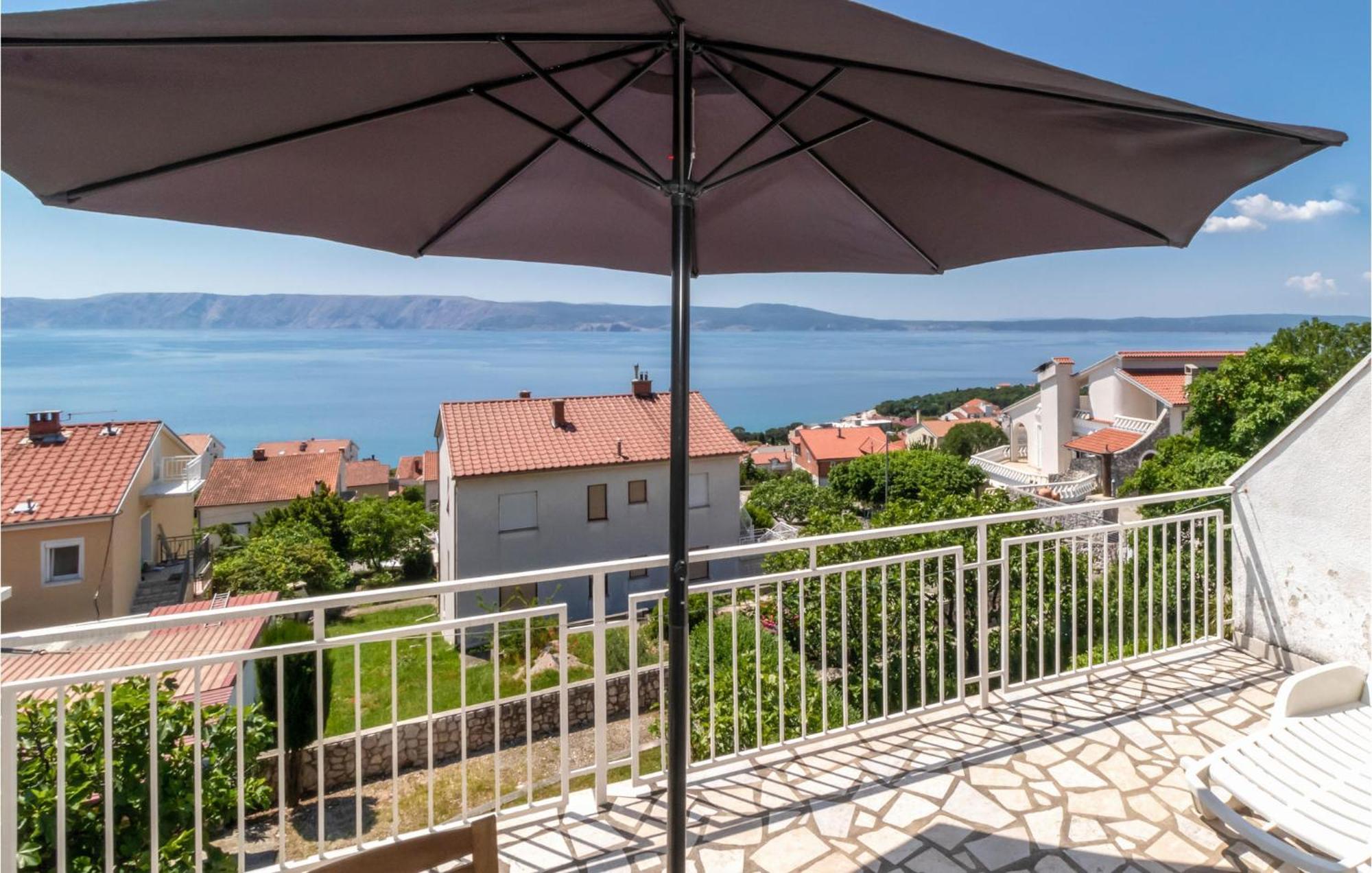 Lovely Apartment In Novi Vinodolski With Wifi Eksteriør bilde